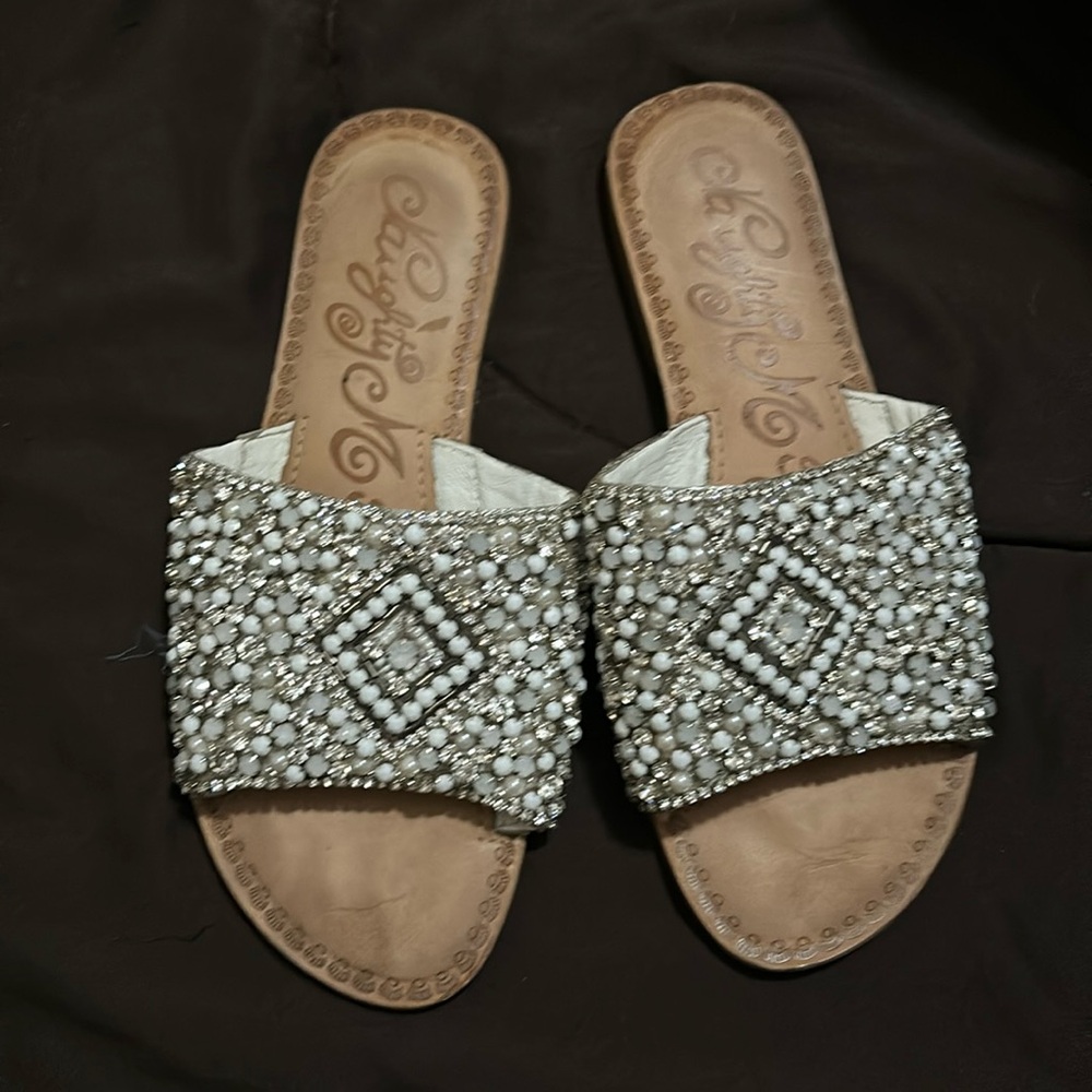 Naughty monkey sandals in size 9